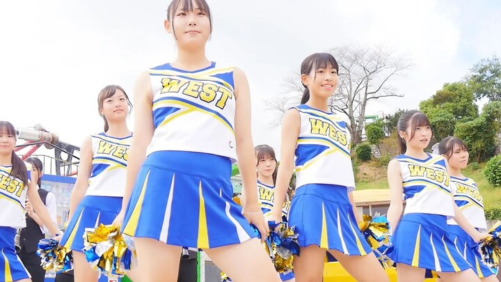 Cute performance scenes featuring cheerleaders from the dance club and members of the music club