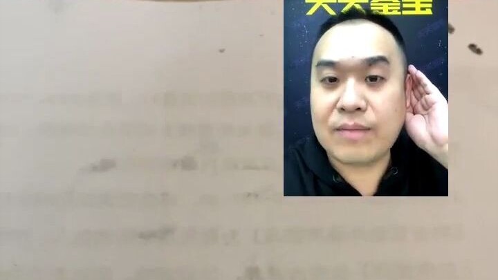 المجتمع بسيط، لكن الناس هم من يعقدون الأمور.