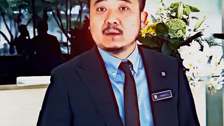 “Đồ vật vĩnh viễn không ai quý bằng con người, càng không ai quý bằng người nỗ lực.”