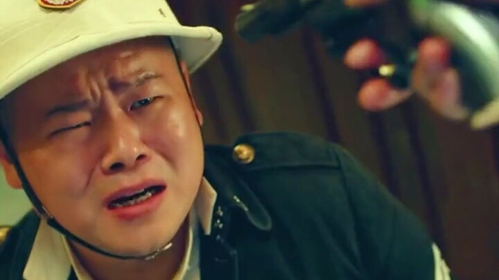 Xiao Yueyue was blessed by the goddess of luck. The gangster pointed a gun at him and ended up shoot