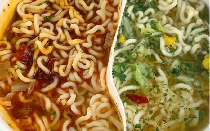 Một thùng mì ăn liền hai hương vị, đến hội chứng khó lựa chọn cũng chẳng còn khó nữa