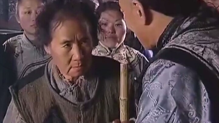 Even with a banknote from thirty years ago, the beggar can still redeem it for silver. Businesses th