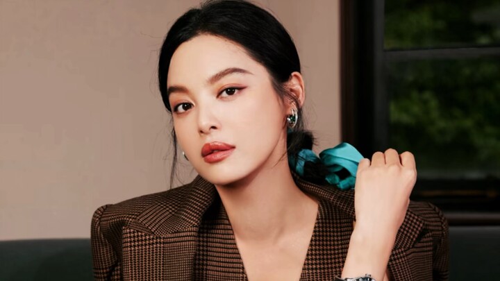 【Tân Chỉ Lôi】Thật sự tự mình trở thành nữ chính của cuộc đời, bông hồng dại đỏ rực giữa vùng tuyết t