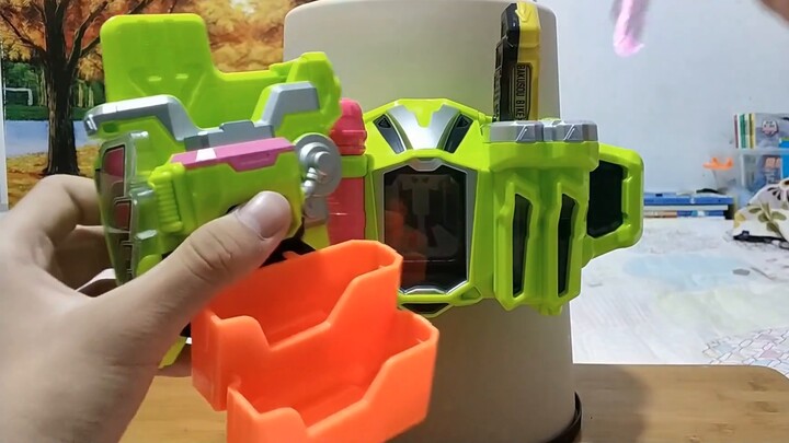 The cassette exploded and was used to modify the damage! The light and sound effects actually change