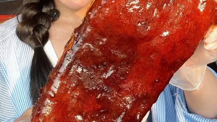 Glass-crusted crispy skin really tastes great with any pairing.