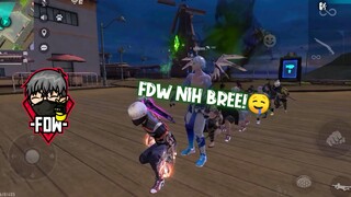 AJAKIN EFDEWE JOGET JEDAG JEDUG DI TRAINING😎 AUTO MENGKEREN BREE!!🤪🤙