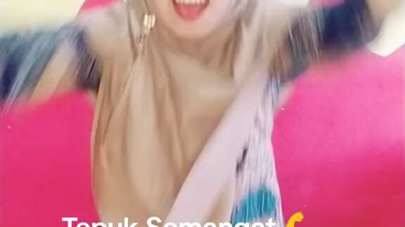 tepuk semangat