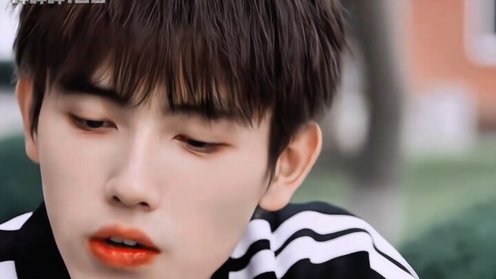 Truly breathtakingly beautiful #ZhangJingyi #ChenFeiyu #IgniteMeWarmYou #Romance #Campus