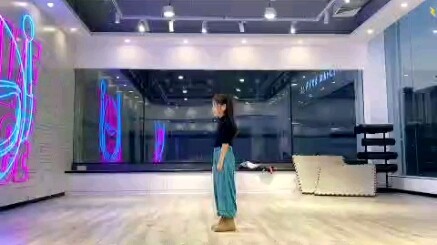 R1SE Never Surrender Dance Harin Version