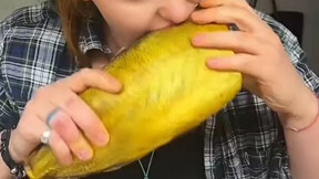 ชนชาติแห่งการต่อสู้กินอาหารได้ดุเดือดขนาดนี้เลย！！！！