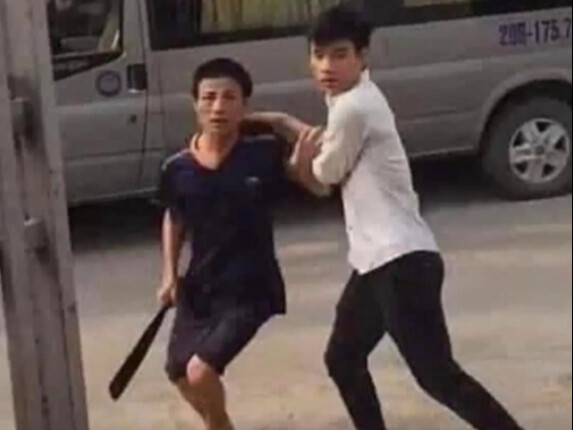 Sao giờ đánh nhau lại đắt thế?