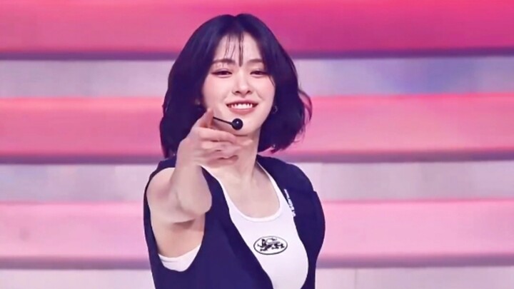 Cô nàng này trên đường đua “nữ thần K‑pop nhảy vũ đạo nam” cho đến nay vẫn chưa có đối thủ…