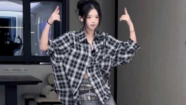 【كلام الأم】هناك كائن حي مسترخٍ ونائم في الفيديو… (˶‾᷄ ⁻̫ ‾᷅˵)