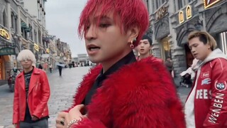 รวมท่าเต้นของบอยแบนด์วงดนตรีจีนที่โด่งดังไปทั่วอินเทอร์เน็ต แค่ปรากฏตัวก็ทำเอาฮือฮาทั้งฮอลล์ คนสุดท้