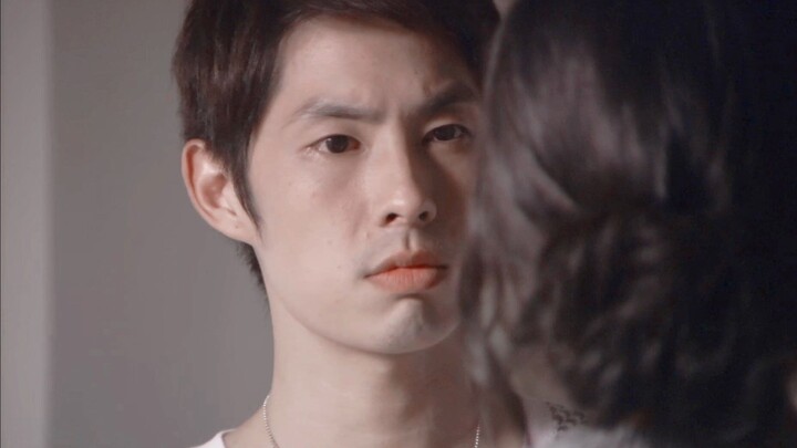 “คนที่รักตั้งแต่แรกเห็น ต่อให้ความจำเสื่อม ก็ยังคงหวนคิดถึงอยู่เรื่อยๆ” เขาบอกว่าเขาเคยเจอเธอมาแล้ว 