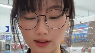 Conan 25 tuổi đánh dấu trang rút thăm may mắn💜Hai chị em sinh đôi của Haihara Ai xuất hiện?