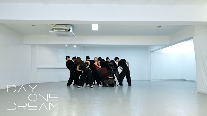 Lee Chaeyeon 'Know About Me' Dance Practice Video