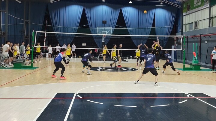 How many things did the back row attacker do in 26 seconds in a volleyball game?