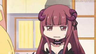The cauliflower snake who likes to commit suicide is actually a noble lady from the demon world