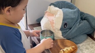 Sarapan bersama Awu