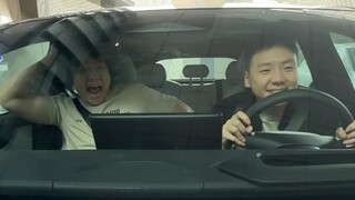 当兄弟拿了驾照要带你自驾