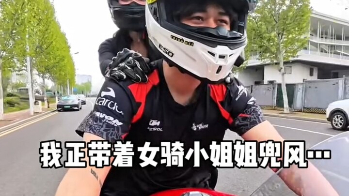 Ai hiểu thì hiểu.