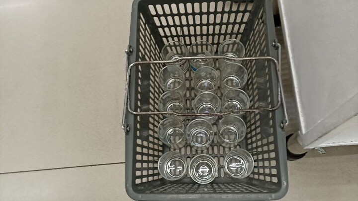 Upgrade your glassware with easy glass etching tutorial and her adorable design to go with it.
