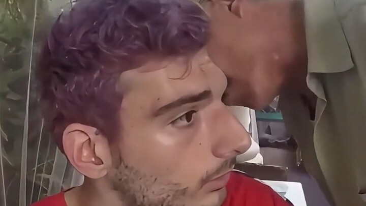 The streamer received a gangland threat while taking an order, and the moment they finished speaking
