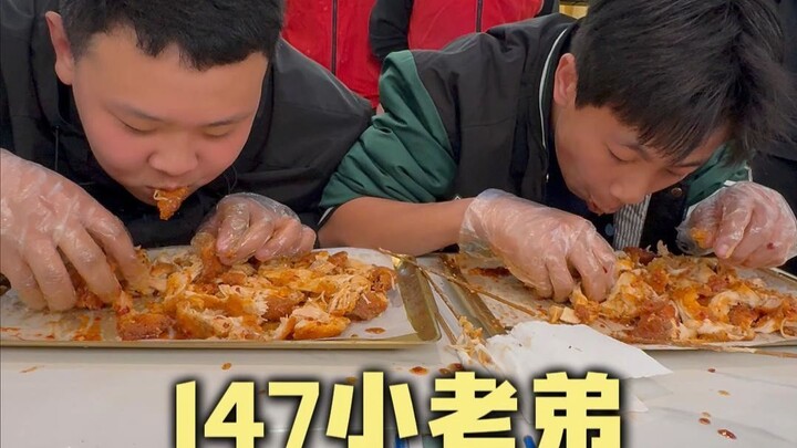 น้องเล็กหมายเลข 147 จะพิชิตเมนูไก่ทอดชิ้นใหญ่ได้สำเร็จไหม?