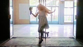 Dia adalah kenangan dan mimpi buruk