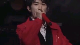 Yi Yangqianxi's B-BoX really amazed me for a long time.