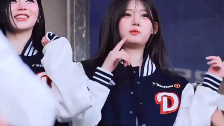 Baoguai still copied Jennie… An un-debuted girl group did it too.