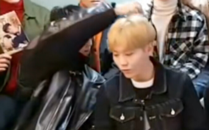 Điềm Điềm: Rốt cuộc cũng chỉ là mình tự đa tình mà thôi (o̴̶̷̥᷅⌓o̴̶̷᷄ )