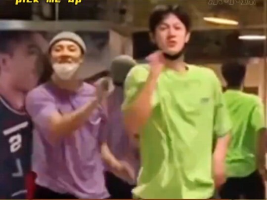 李昀锐早期女团舞，考古的风终于吹到了李昀锐