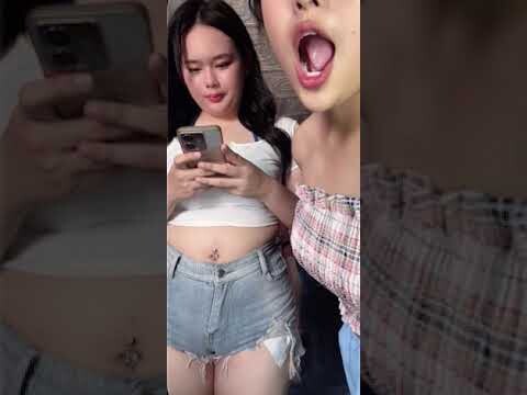 Pinay girls random hot tongue play