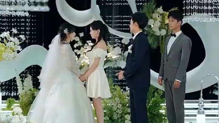 Tip of the heart... short drama... Ma le jie & le Sheng jie