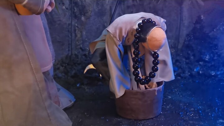 Sha Monk: ใครจะรู้ การแช่เท้าในถ้ำปีศาจสามารถกัดคนได้...