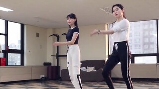 [Phụ đề tiếng Trung] Học sinh trường trung học nghệ thuật dạy em gái không có kỹ năng nhảy cơ bản nà
