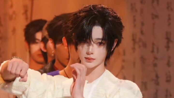 Do you mean he went to do group broadcasts with this face?