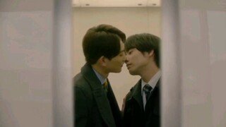 This elevator kiss... [If you are a virgin at the age of 30, it seems that you will become a magicia