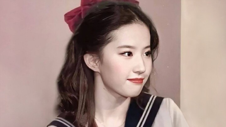 Don't even mention meeting her in person—just seeing her photo already makes my face flush and my he