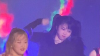 Việc giành vị trí quán quân trong một cuộc thi K-POP sẽ như thế nào? Xiaobao đã tham gia bản mashup 