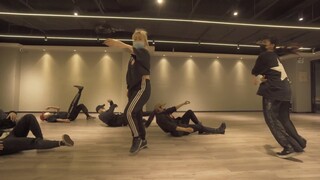 Following "The World", we choreographed the second work "Drunken Master" for the Produce Camp 2021 a