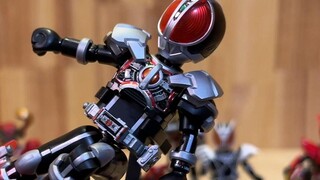 Is it so exaggerated? Super detailed armor reproduction, acceleration knight fans are ecstatic! Broc