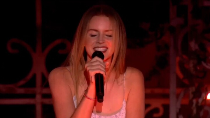 Lana Del Rey - Summertime Sadness LIVE READINGS LEEDS 2024