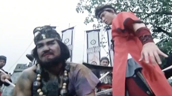 Pemuda ini pertama kali menjadi algojo, siapa sangka pemenggalan kepala tidak berhasil, malah hampir