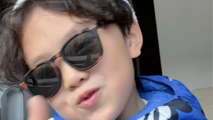 Vlog của các bé người: Một ngày thật tuyệt vời, hahaha!