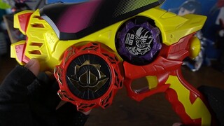 [Dirty and indecent review] Team version of Decade Driver! ? It can sing buki and also includes the 