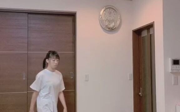 不同歌手踢到凳子的歌唱处理法