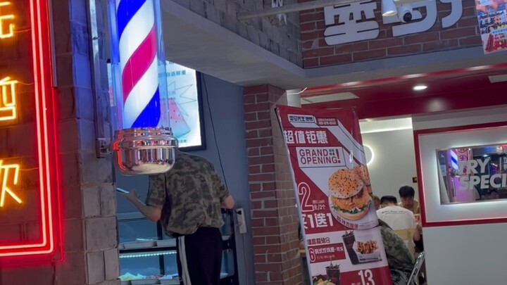 กินฮย็อนอาไปกี่คนในมื้อเดียว??
